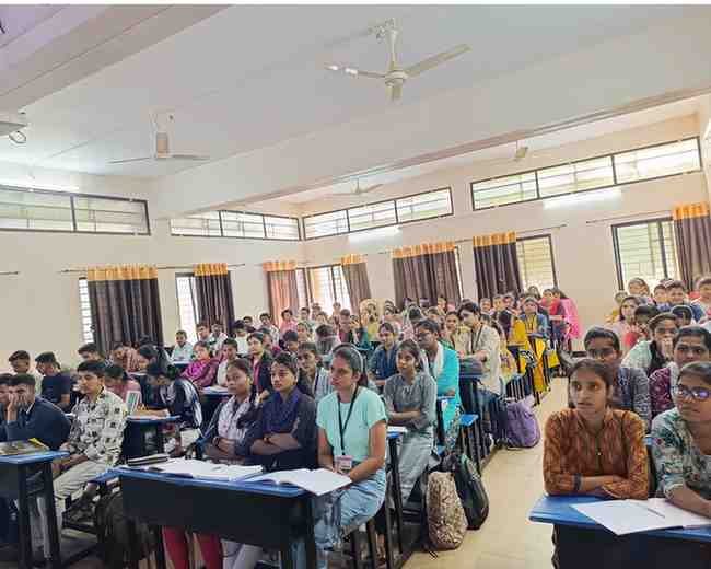Seminar For Commerce Department In VyankateshMahavidyalay